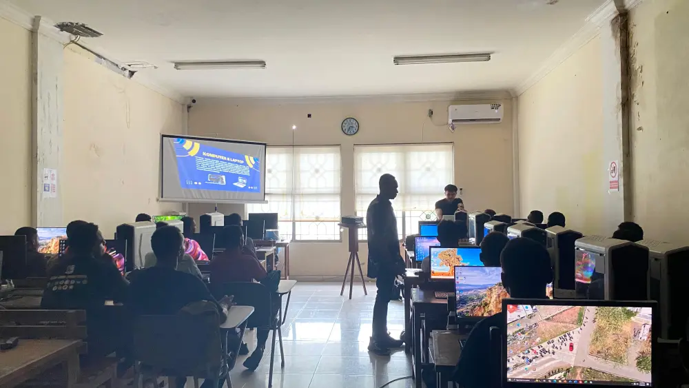 Pelatihan Komputer Dasar Mahasiswa Beasiswa Mappi